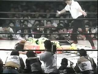 Dynamite Kansai vs Kyoko Inoue V*Top Tournament AJW 11/20/94