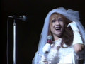 XJapan - Yoshiki in a Wedding Dress [CLIP]
