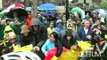 Tour of California - Signing on in the rain