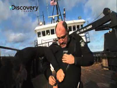 Deadliest Catch New Season - Keith Takes a Beating