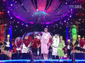 061112 DBSK on SBS Love Concert - Balloons
