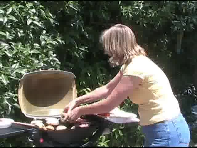 RV Cooking Show - T Roosevelt Natl Park and Panini Burgers