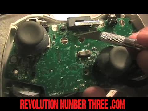 Mod Your Xbox 360 Controller: Revolution Number Three