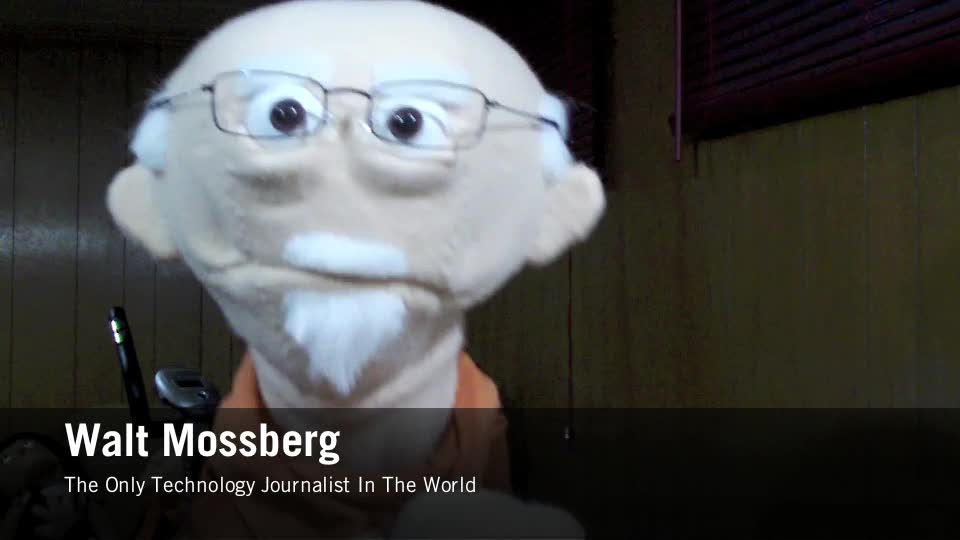 Walt Mossberg: "Google is trying to DESTROY Apple!"