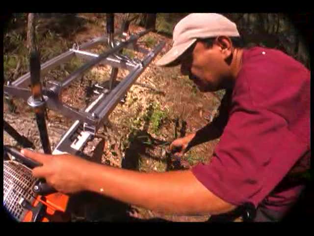 Cutting beams with the Alaskan MK III chainsaw mill