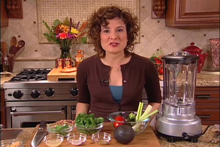 Raw Food Recipe - Garden Vegetable Soup