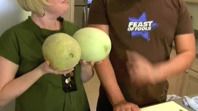 How to Cut a Melon