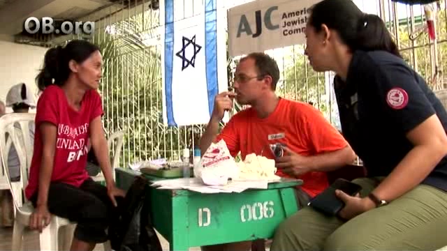 Israeli Doctors Help Aid The Philippines After Typhoon