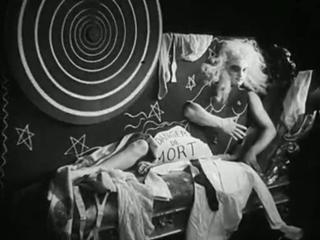 CINE MUDO SURREALISTA. Jean Cocteau - La Sangre De Un Poeta (1930).avi