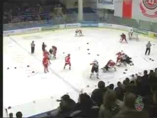 Massive fight KHL Vitjaz Avangard - game ends with DQ