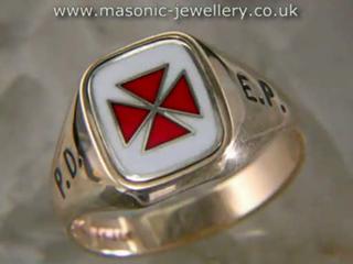 Masonic Knights Templar Ring - Gold DAJ104