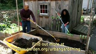 How to Prepare a Raised Garden Bed for Planting