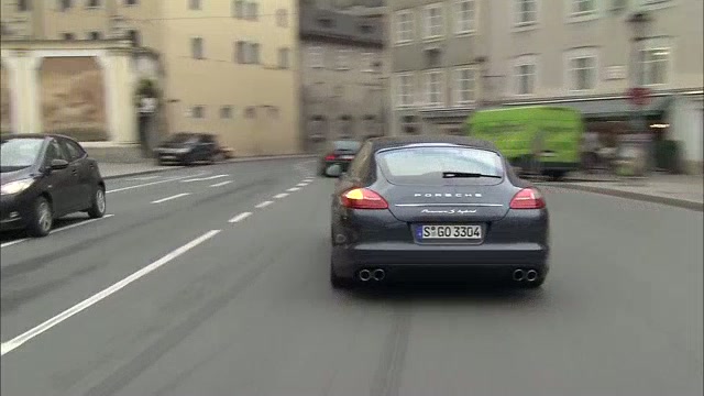 Porsche Panamera S Hybrid Challenge