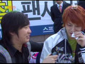 070301 SBS Tangza Ent News - HeeChul Spris Fan Autograph Session