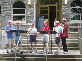 SONS of ART singing for 4th July 2007