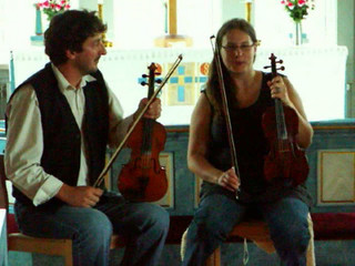 Sara och Mattias Helje fiolmusik