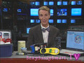 JoAnna Levenglick interviews Bill Nye the Science Guy on sexysassysmartTV