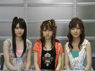 Cheek Online - Michishige Sayumi, Tanaka Reina & Niigaki Risa