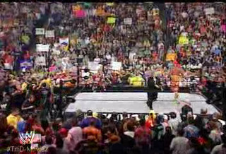 WWE - 2003 - Hollywood Hulk Hogan Vs Kurt Angle