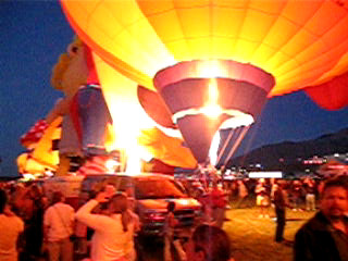 2004 Albuquerque Int'l Balloon Fiesta - Special Shapes Glow